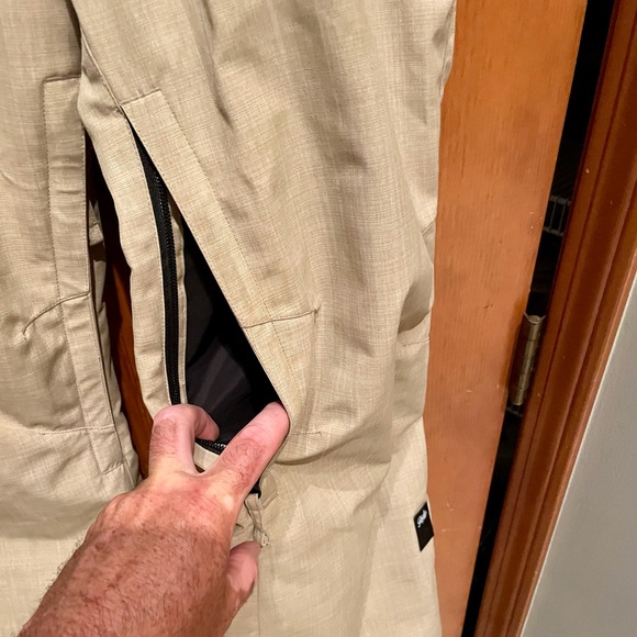 Ride Snowboard Pants Mens Small Tan (Pic 4 Stain) - Picture 3 of 11